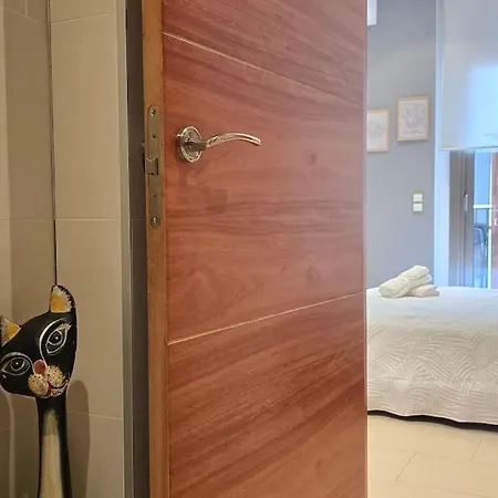 Apartment Penthouse 100m From Sea With Terrace, Near Bcn