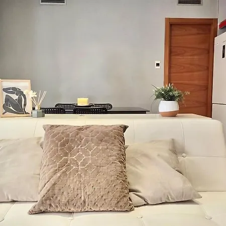 Penthouse 100m From Sea With Terrace, Near Bcn Apartment Mataro